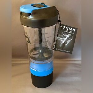TITAN Mixer Bottle new with tags